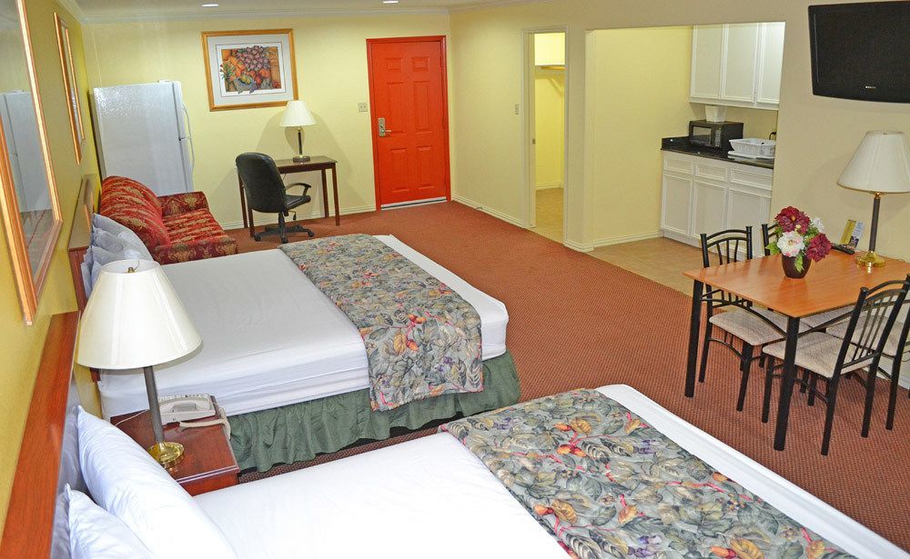 Executive Inn & Suites Магнолия Экстерьер фото